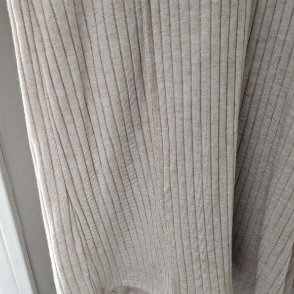 Sweater - Picture 3 of 4